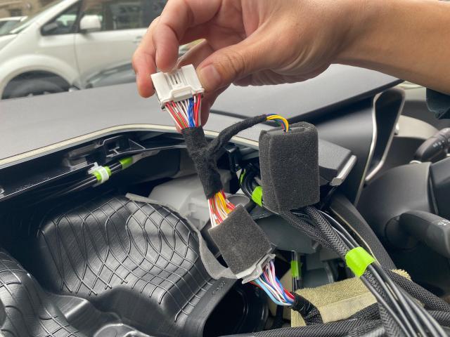 トヨタ カローラツーリング TVキャンセラー取り付け その他電装系取付 整備 大野城市 春日市 筑紫野市 太宰府市 福岡市 南区 博多区 中央区 城南区 福岡 佐賀 長崎 大分 熊本 鹿児島 宮崎 九州