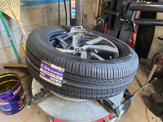 トヨタ　アクア　タイヤ交換 Amazon依頼 整備 大野城市 春日市 筑紫野市 太宰府市 福岡市 南区 博多区 中央区 城南区 福岡 佐賀 長崎 大分 熊本 鹿児島 宮崎 九州