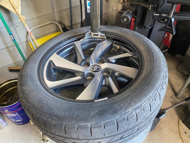 トヨタ　アクア　タイヤ交換 Amazon依頼 整備 大野城市 春日市 筑紫野市 太宰府市 福岡市 南区 博多区 中央区 城南区 福岡 佐賀 長崎 大分 熊本 鹿児島 宮崎 九州