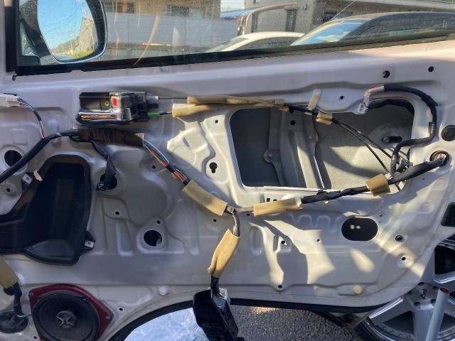 トヨタ　ハイエースバン　レギュレター交換 電装系修理 整備 大野城市 春日市 筑紫野市 太宰府市 福岡市 南区 博多区 中央区 城南区 福岡 佐賀 長崎 大分 熊本 鹿児島 宮崎 九州