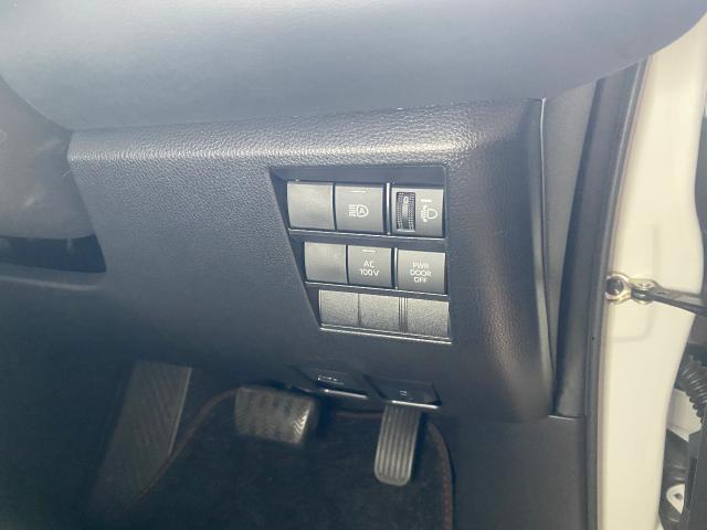 トヨタ　ヴォクシー ZWR90 ディスプレイオーディオ TVキャンセラー取付 整備 大野城市 春日市 筑紫野市 太宰府市 福岡市 南区 博多区 中央区 城南区 福岡 佐賀 長崎 大分 熊本 鹿児島 宮崎 九州