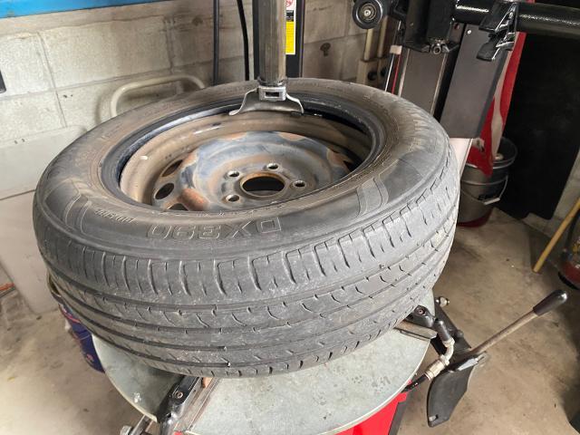 マツダ　プレマシー　タイヤ交換 整備 大野城市 春日市 筑紫野市 太宰府市 福岡市 南区 博多区 中央区 城南区 福岡 佐賀 長崎 大分 熊本 鹿児島 宮崎 九州