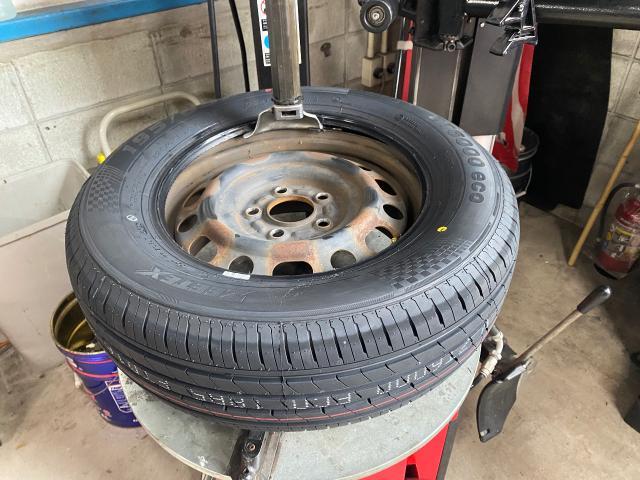 マツダ　プレマシー　タイヤ交換 整備 大野城市 春日市 筑紫野市 太宰府市 福岡市 南区 博多区 中央区 城南区 福岡 佐賀 長崎 大分 熊本 鹿児島 宮崎 九州