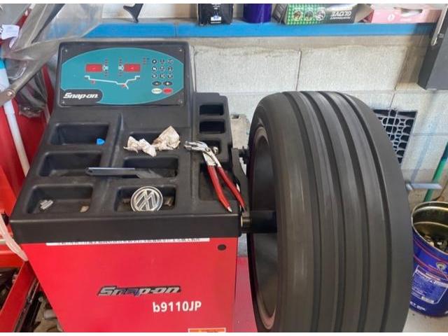 フォルクスワーゲン　ゴルフ 持ち込みタイヤ交換  持ち込みバッテリー交換  整備 大野城市 春日市 筑紫野市 太宰府市 福岡市 南区 博多区 中央区 城南区 福岡 佐賀 長崎 大分 熊本 鹿児島 宮崎 九州