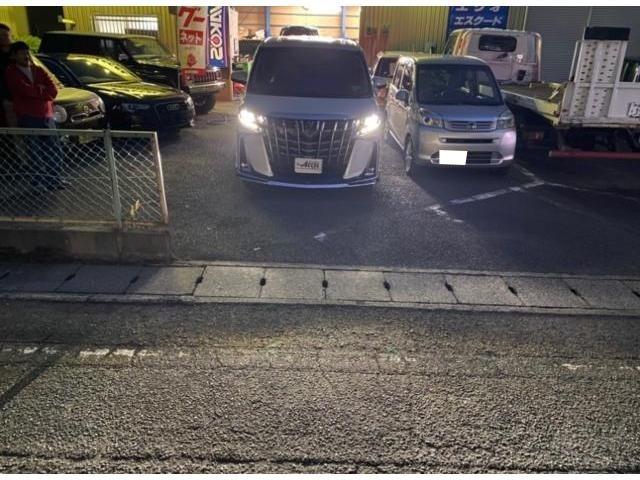 トヨタ　アルファード　フォグランプ交換 フォグランプユニット交換 ライト・ウィンカー類修理・整備 大野城市 春日市 筑紫野市 太宰府市 福岡市 南区 博多区 中央区 城南区 福岡 佐賀 長崎 大分 熊本 鹿児島 宮崎 九州