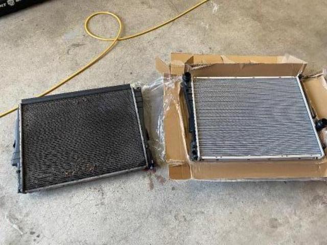 ＢＭＷ　Ｚ４　ラジエター交換 エキスパンションタンク交換 サーモスタット交換 メンテナンス・日常点検 整備 大野城市 春日市 筑紫野市 太宰府市 福岡市 南区 博多区 中央区 城南区 福岡 佐賀 長崎 大分 熊本 鹿児島 宮崎 九州