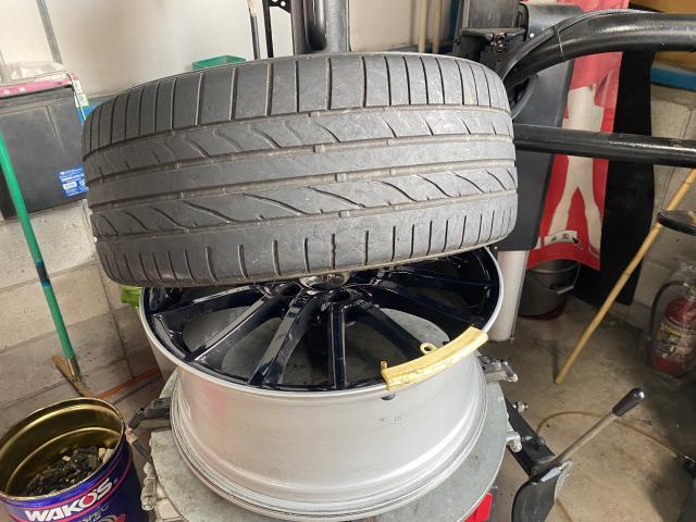 ポルシェ　ケイマン　タイヤ交換 整備 大野城市 春日市 筑紫野市 太宰府市 福岡市 南区 博多区 中央区 城南区 福岡 佐賀 長崎 大分 熊本 鹿児島 宮崎 九州
