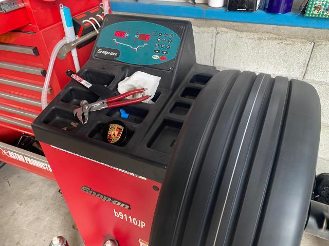 ポルシェ　ケイマン　タイヤ交換 整備 大野城市 春日市 筑紫野市 太宰府市 福岡市 南区 博多区 中央区 城南区 福岡 佐賀 長崎 大分 熊本 鹿児島 宮崎 九州