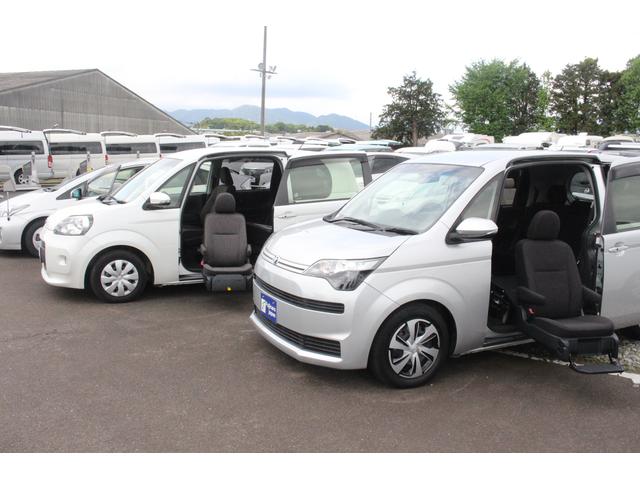 (株)フジカーズジャパン 鳥栖店 福祉車輌(3枚目)