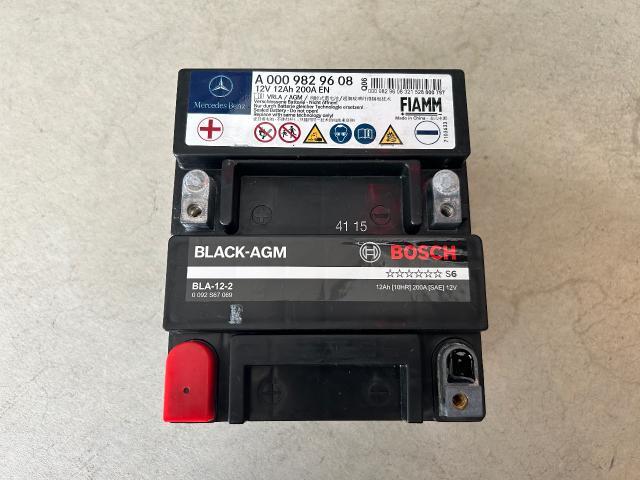 ﾒﾙｾﾃﾞｽﾍﾞﾝﾂ CLA ｻﾌﾞﾊﾞｯﾃﾘｰ ﾊﾞｯﾃﾘｰ 交換 診断機 BOSCH 車検 取付 取り付け 持込 持ち込み 福岡市 中央区 博多区 早良区 南区 西区 東区 赤坂 天神 那の津 百道 BRS ﾋﾞｰｱｰﾙｴｽ ｶｽﾀﾑ