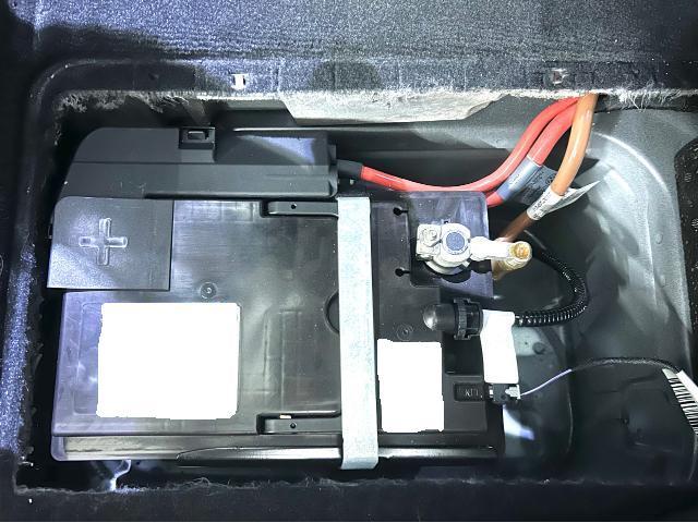 ポルシェ カイエンクーペ ケイマン 911 ベンツ アウディ BMW バッテリー交換 取付 取り付け 車検 持込 持ち込み デッドニング 構造変更 福岡市 中央区 博多区 南区 西区 東区 天神 那の津 カスタム