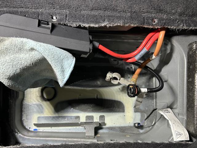 ポルシェ カイエンクーペ ケイマン 911 ベンツ アウディ BMW バッテリー交換 取付 取り付け 車検 持込 持ち込み デッドニング 構造変更 福岡市 中央区 博多区 南区 西区 東区 天神 那の津 カスタム