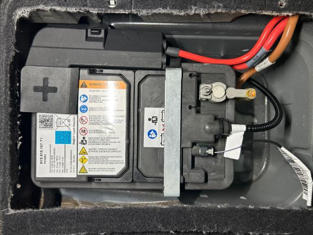 ポルシェ カイエンクーペ ケイマン 911 ベンツ アウディ BMW バッテリー交換 取付 取り付け 車検 持込 持ち込み デッドニング 構造変更 福岡市 中央区 博多区 南区 西区 東区 天神 那の津 カスタム