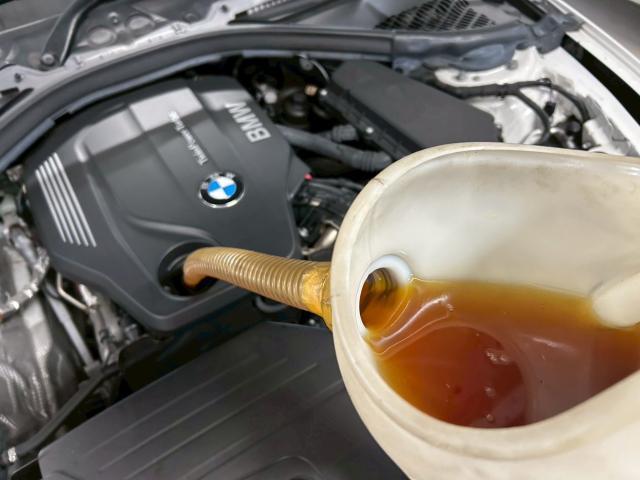 BMW 3ｼﾘｰｽﾞﾍﾞﾝﾂ ｱｳﾃﾞｨ ｵｲﾙ ﾊﾞｯﾃﾘｰ ｴｱｻｽ 取付 取り付け 車検 持込 持ち込み ﾃﾞｯﾄﾞﾆﾝｸﾞ 構造変更 福岡市 中央区 博多区 南区 西区 東区 天神 那の津 ｶｽﾀﾑ