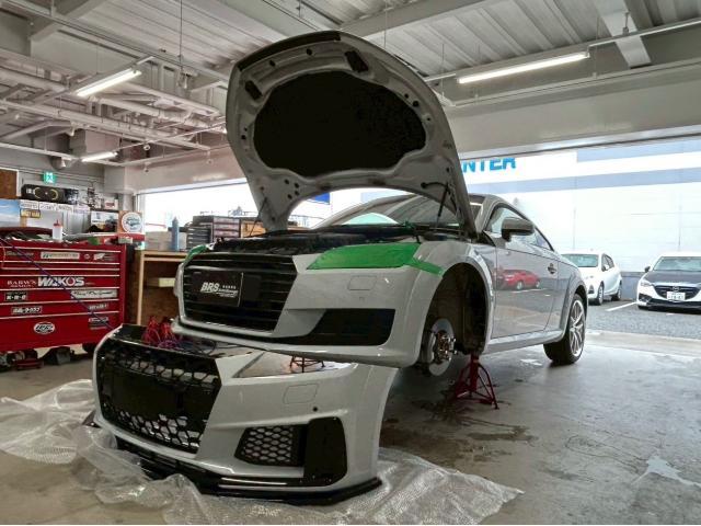 ｱｳﾃﾞｨ TTｸｰﾍﾟ R8 RS ﾊﾞﾝﾊﾟｰ交換 ﾍﾞﾝﾂ 取付 取り付け 車検 持込 持ち込み ﾃﾞｯﾄﾞﾆﾝｸﾞ 構造変更 福岡市 中央区 博多区 南区 西区 東区 天神 那の津 ｶｽﾀﾑ