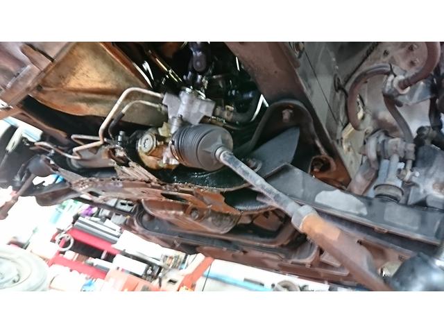 糸島市　　ニッサンローレル車検整備、オイル漏れ修理、タイヤ交換