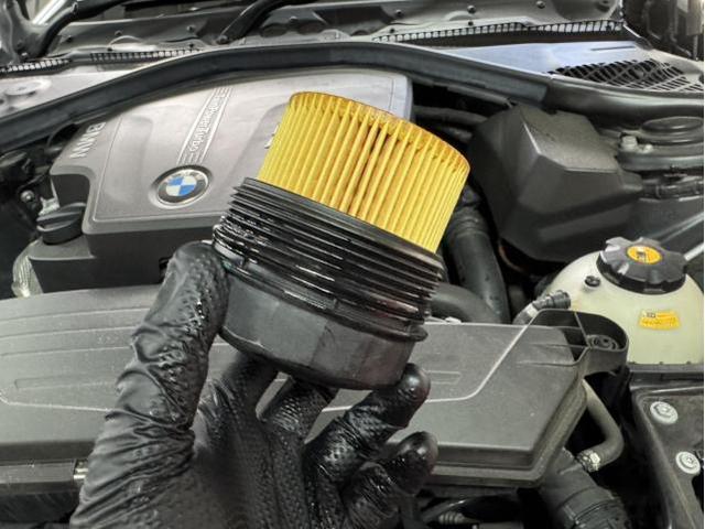 BMW F32 4シリーズ　レムスマフラー取付 FUCHS　エンジンオイル　オイルエレメント交換　輸入車・国産車修理　車検　整備　中古車販売　フリースタイル　福岡県　北九州市他地域のお客様も大歓迎です！