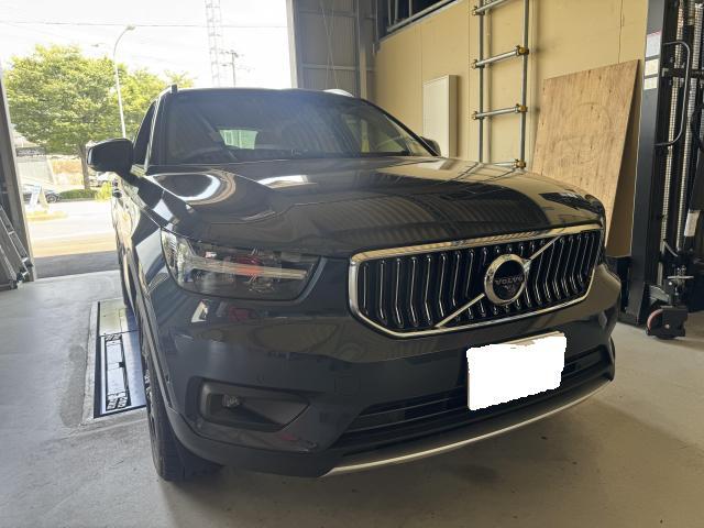 VOLVO XC40 エンジンオイル　オイルエレメント 交換　輸入車・国産車修理　車検　整備　中古車販売　フリースタイル　福岡県　北九州市他地域のお客様も大歓迎です！