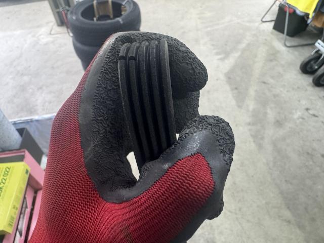 レネゲード　低ダストパッド　ファンベルト　エアコンフィルター　交換　メンテナンス　輸入車・国産車修理　車検　整備　中古車販売　スタイルアート　福岡県　北九州市他地域のお客様も大歓迎です！ 