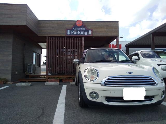 BMW　MINI　タイヤ交換　女性オーナー様　佐賀市　川副町　車検　整備　お車の相談は　カーショップ　ベストへ！