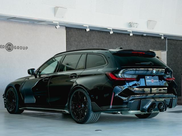 実は車も販売してます！【BMW M3ツーリング】市場でも同仕様は“ほぼ存在しない”特別な一台が入庫しました！