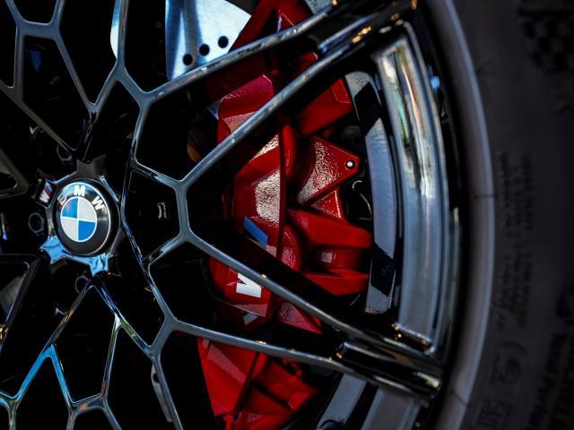 実は車も販売してます！【BMW M3ツーリング】市場でも同仕様は“ほぼ存在しない”特別な一台が入庫しました！
