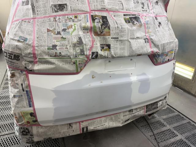 ホンダ　オデッセイ　キズ・へこみ直し　リアゲート 鈑金　塗装　那珂川市　福岡市　南区　西区　城南区　博多区　中央区　東区　春日市　大野城市　太宰府市　筑紫野市　事故修理　自損事故