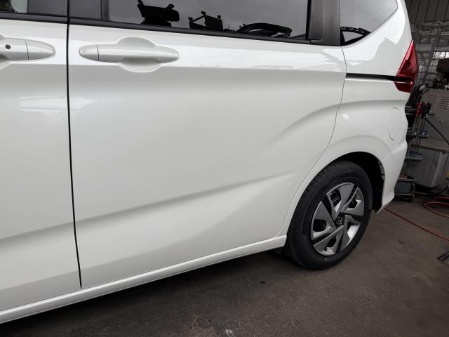 ホンダ　フリード　塗装　鈑金　鈑金塗装　キズ・へこみ直し　スライドドア　リアフェンダー　ステップ　那珂川市　福岡市　南区　西区　東区　博多区　中央区　城南区　春日市　大野城市　太宰府市　筑紫野市