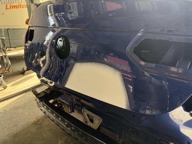 メルセデス・ベンツ　ＧＬＣ　トランク　リアバンパー　リアパネル　板金　鈑金　塗装　保険　那珂川市　福岡市　南区　西区　東区　博多区　中央区　城南区　春日市　大野城市　太宰府市　筑紫野市