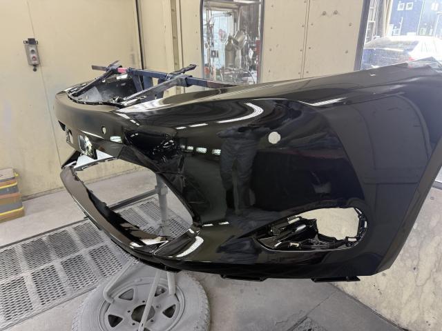 トヨタ　ハリアー　塗装　鈑金　ボンネット　フェンダー　バンパー　保険　那珂川市　福岡市　南区　西区　東区　博多区　中央区　城南区　春日市　大野城市　太宰府市　筑紫野市