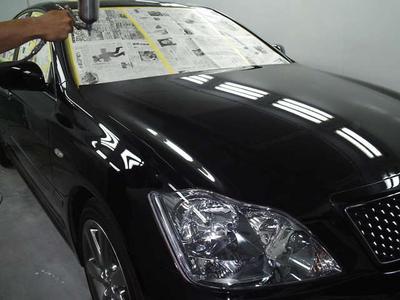 クォーツガラスコーティングならピットイン