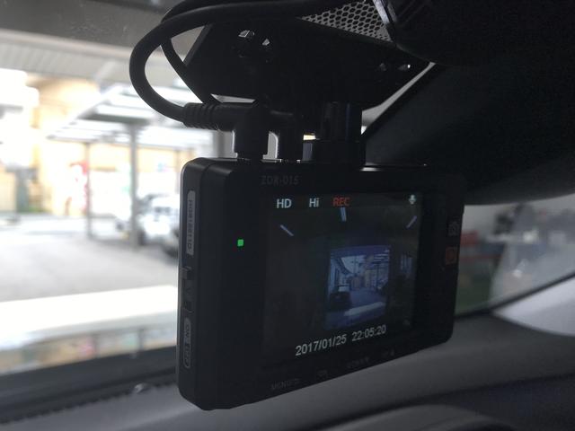 トヨタ　50プリウス　ドライブレコーダー取付　配線加工　持ち込み取付　福岡市　博多区　エスフィード