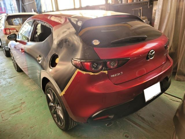 マツダ　MAZDA3　ソウルレッド塗装　サニーオート　福岡　福岡県　福岡市　東区　博多区　中央区　西区　南区　城南区　早良区　糟屋郡　古賀市　その他の地域の方も大歓迎