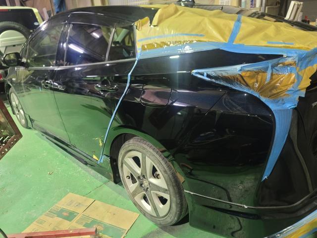 トヨタ　プリウス　ZVW50　クォーターパネルへこみ修理　サニーオート　福岡　福岡県　福岡市　東区　博多区　中央区　西区　南区　城南区　早良区　糟屋郡　古賀市　その他の地域の方も大歓迎
