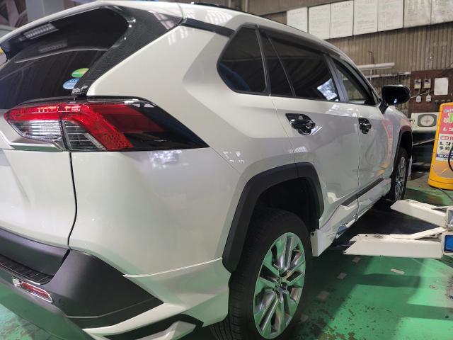 トヨタ　RAV4 アップサスキット取り付け　サニーオート　福岡　福岡県　福岡市　東区　博多区　中央区　西区　南区　城南区　早良区　糟屋郡　古賀市　その他の地域の方も大歓迎