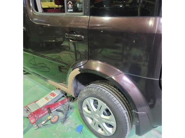 日産キューブ　リサイクルドアに交換　クォータパネル鈑金　サニーオート　福岡　福岡県　福岡市　東区　博多区　中央区　西区　南区　城南区　早良区　糟屋郡　古賀市　その他の地域の方も大歓迎