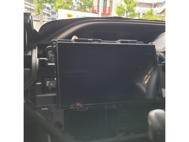 トヨタ　ヴォクシー　TVキャンセラー取り付け　サニーオート　福岡　福岡県　福岡市　東区　博多区　中央区　西区　南区　城南区　早良区　糟屋郡　古賀市　その他の地域の方も大歓迎