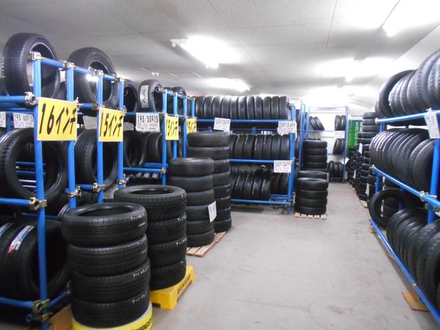 トヨタ　プログレ　中古タイヤ交換　195/65R15 DUNLOP ENASAVE EC202 鹿毛タイヤ　古賀市 糟屋郡新宮町 福岡市東区　福津市