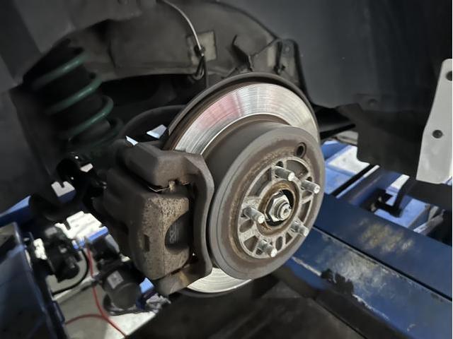 トヨタ 86 ブレーキローター交換 ブレーキパッド交換 取り換え 持ち込み パーツ メンテナンス 北九州市八幡西区　八幡東区　小倉北区　小倉南区　戸畑区　遠賀郡　芦屋町　遠賀町　水巻町　岡垣町　宗像市　中間市　若松区　行橋市　苅田町　直方市