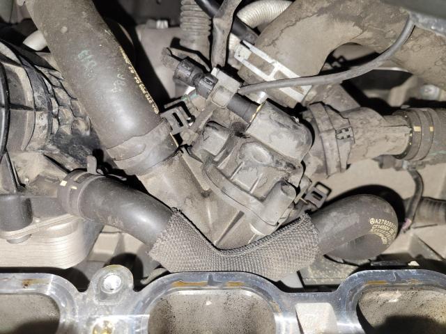 メルセデスベンツ　Bクラス　サーモスタット交換
