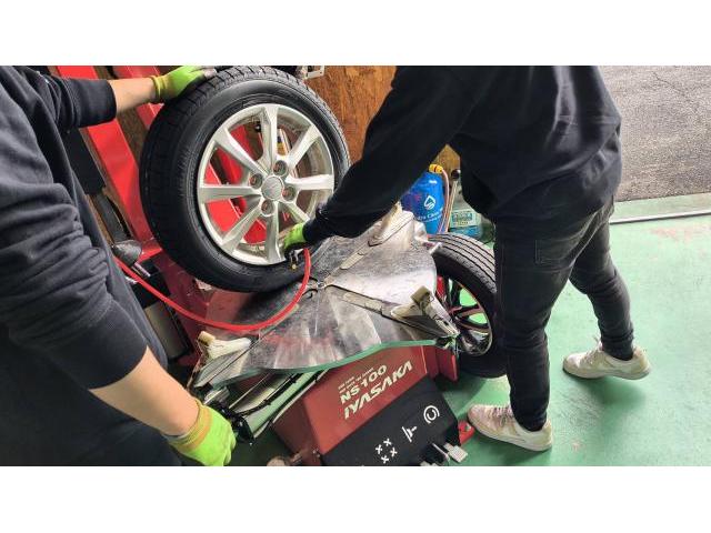 ダイハツ　ムーヴ　タイヤ交換　宗像市・福津市・福岡市東区・遠賀町・水巻町・古賀市・新宮町・宮若市・中間市・鞍手町・北九州市、他地域のお客様も大歓迎です！