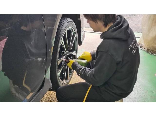 トヨタ　プリウス&alpha;　タイヤ交換　宗像市・福津市・福岡市東区・遠賀町・水巻町・古賀市・新宮町・宮若市・中間市・鞍手町・北九州市、他地域のお客様も大歓迎です！