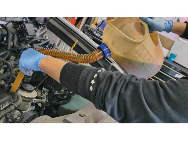 トヨタ　ランドクルーザープラド　ガソリン車用(オイル交換)　宗像市・福津市・福岡市東区・遠賀町・水巻町・古賀市・新宮町・宮若市・中間市・鞍手町・北九州市、他地域のお客様も大歓迎です！