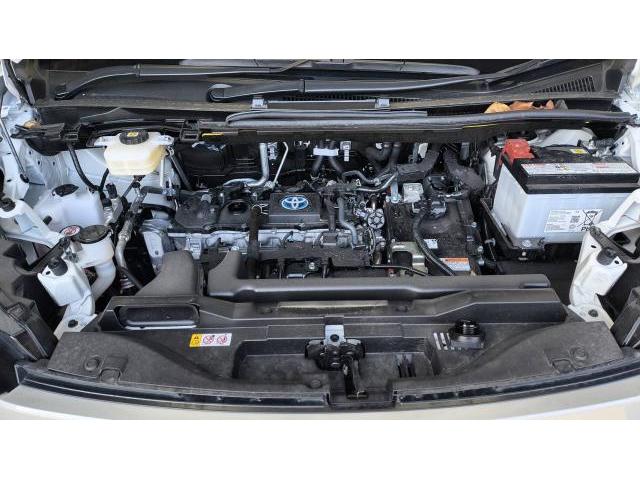 トヨタ　ヴォクシー　ハイブリッド車用(オイル交換)　宗像市・福津市・福岡市東区・遠賀町・水巻町・古賀市・新宮町・宮若市・中間市・鞍手町・北九州市、他地域のお客様も大歓迎です！　