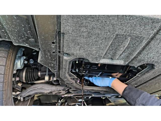 トヨタ　ヴォクシー　ハイブリッド車用(オイル交換)　宗像市・福津市・福岡市東区・遠賀町・水巻町・古賀市・新宮町・宮若市・中間市・鞍手町・北九州市、他地域のお客様も大歓迎です！　