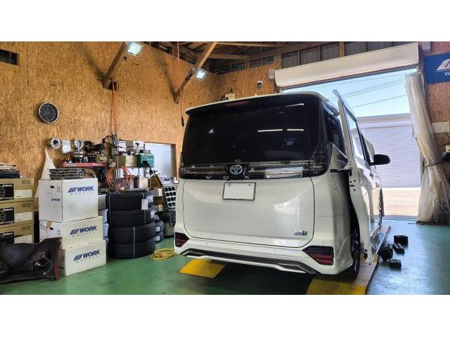 トヨタ　ヴォクシー　ハイブリッド車用(オイル交換)　宗像市・福津市・福岡市東区・遠賀町・水巻町・古賀市・新宮町・宮若市・中間市・鞍手町・北九州市、他地域のお客様も大歓迎です！　