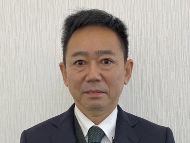 スタッフ紹介1
