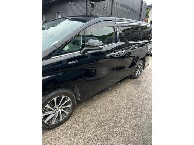 トヨタ　ヴェルファイアハイブリッド　キズ・へこみ直し