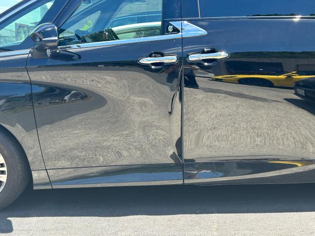 トヨタ　アルファードハイブリッド　キズ・へこみ直し