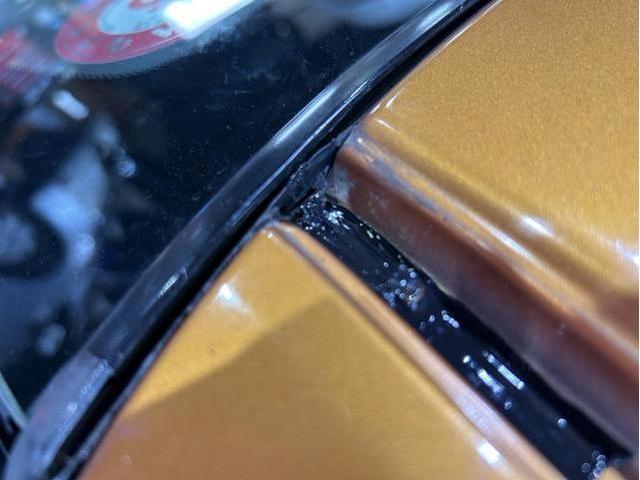 ホンダ　ＣＲ－Ｚ　フロントガラス雨漏り　佐賀県　三養基郡　みやき町　みやき